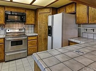 23333 Tussing Ranch Rd, Apple Valley, CA 92308