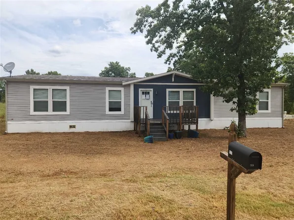 122 Silverwood Ln, Tecumseh, OK 74873