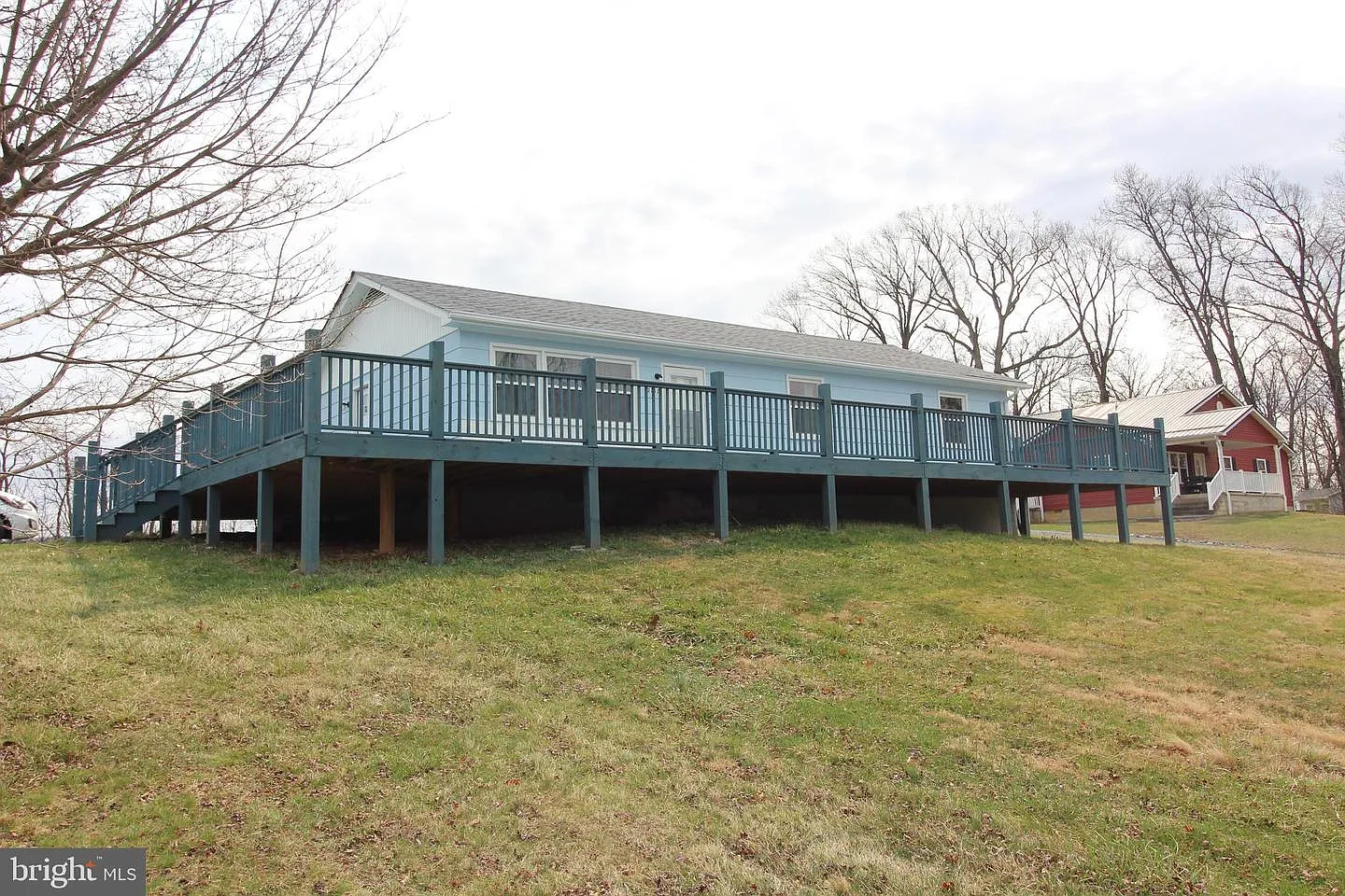 2212 Swartz Rd photo 1