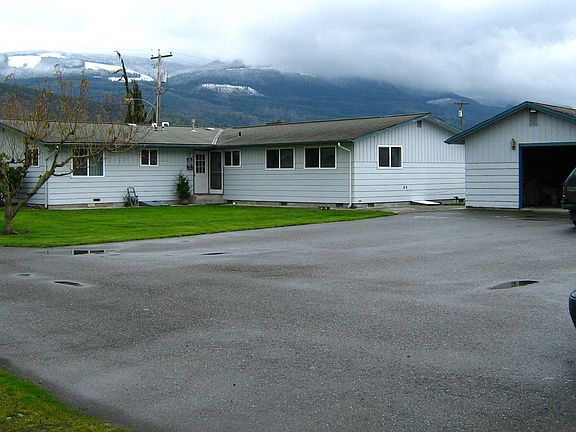 Back of house; driveway