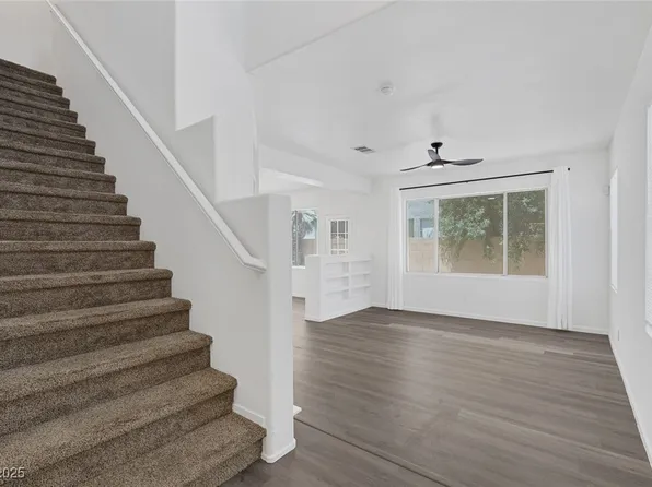 4807 Leadership Ct, North Las Vegas, NV 89031