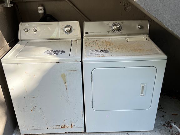 5th image of 306 N Keech St