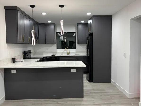 (undisclosed Address), Corona, CA 92882