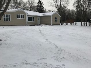 301 Hillside Ave, Prospect Heights, IL