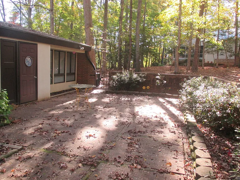 41 Greenside Ln — Photo 16