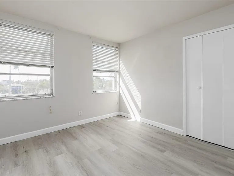 10355 Paradise Blvd #213 — Photo 28