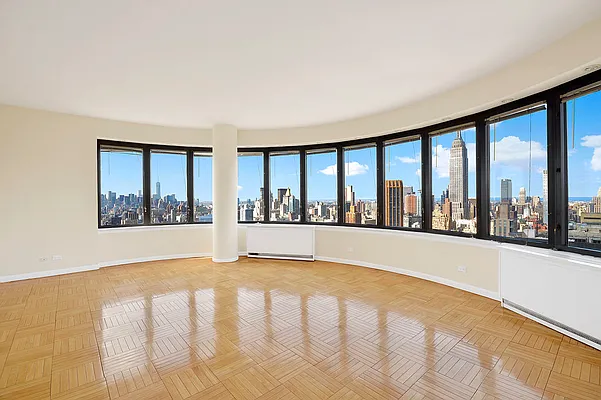 Rented by Corcoran | media 1