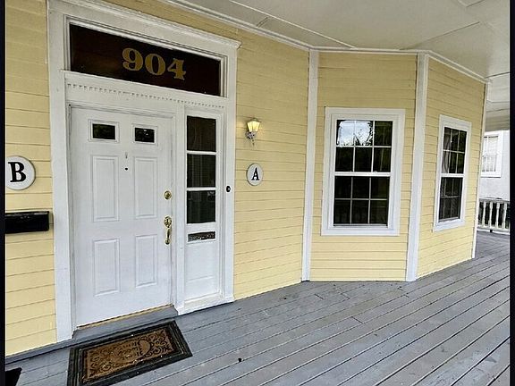 3rd image of 904 E Duffy St #A