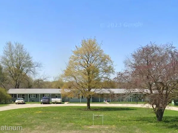 16350 Oakley Rd, Chesaning, MI 48616