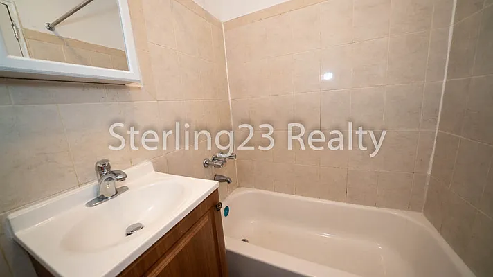 Rented by Sterling Realty Solution Inc | media 16