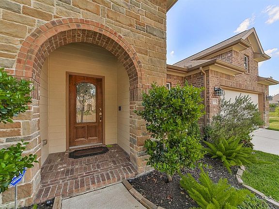 2nd image of 2302 Harbor Chase Dr
