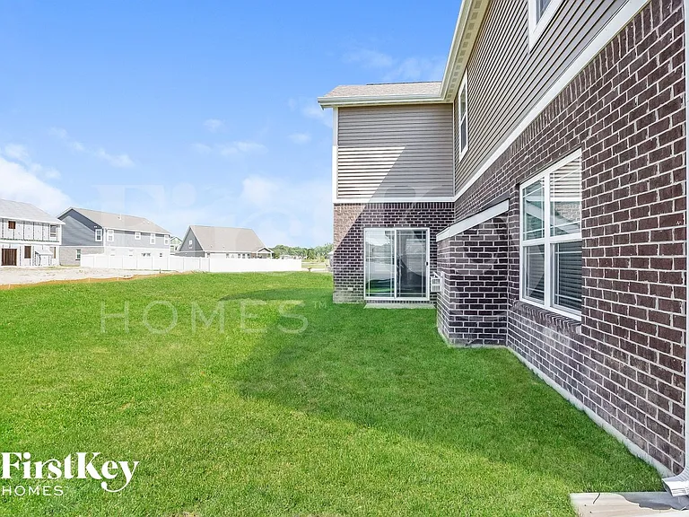 4618 W Otway Ln — Photo 14