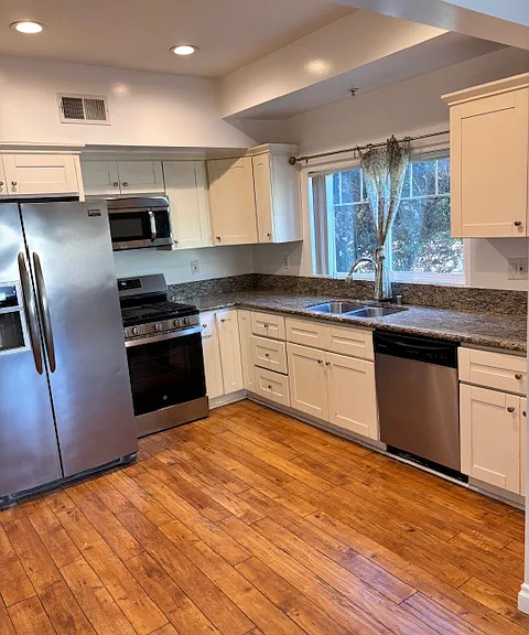 5724 Camerford Ave #1 — Photo 4