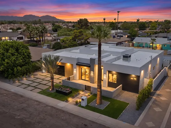 8214 E Hazelwood Street, Scottsdale, AZ 85251