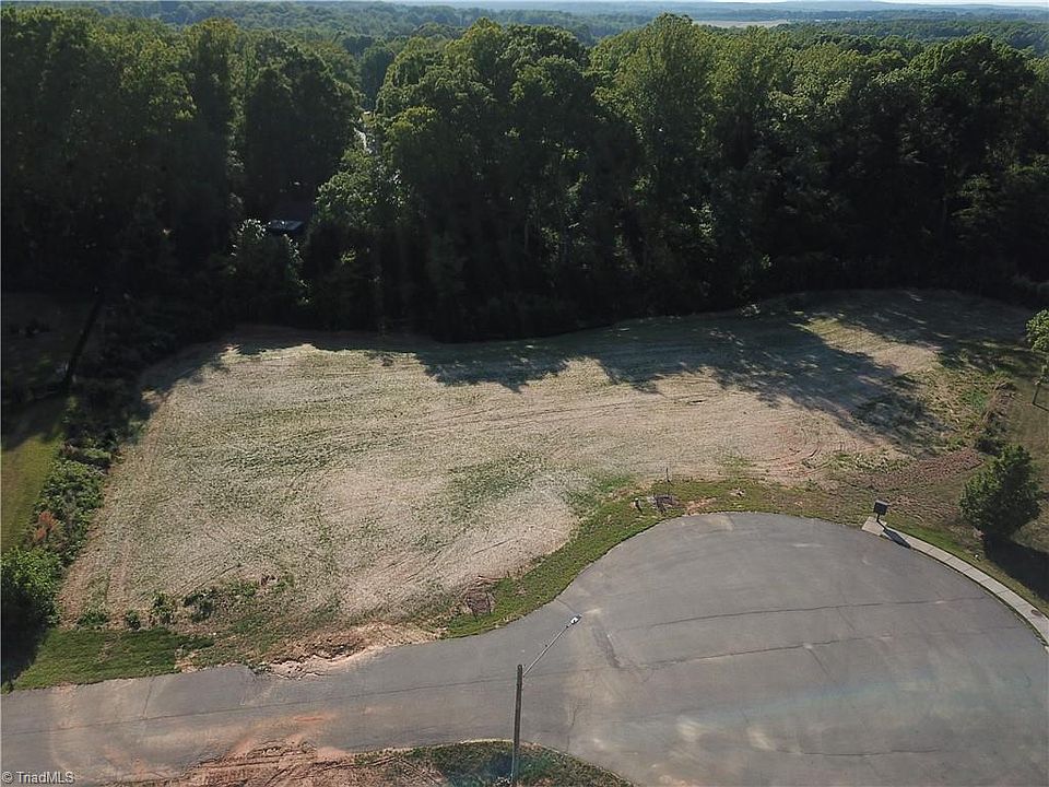 2nd image of 117 Sandstone Dr Lot 15