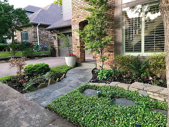 2nd image of 9134 Cochran Heights Dr