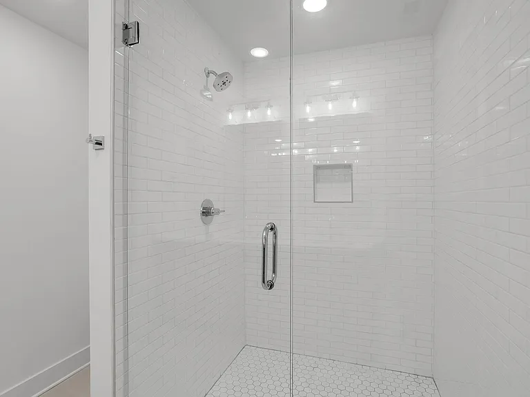 2036 Maple View Ln — Photo 21