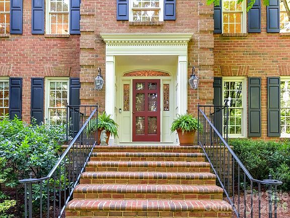 4th image of 2249 Greenbrook Pkwy #57
