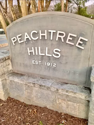 Top notch historic neighborhood with sidewalks! - 27 Peachtree Hills Ave NE