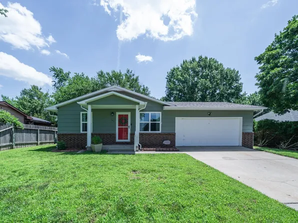 142 N Jane St, Haysville, KS 67060