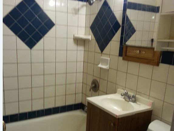 4th image of 231 Harrison St