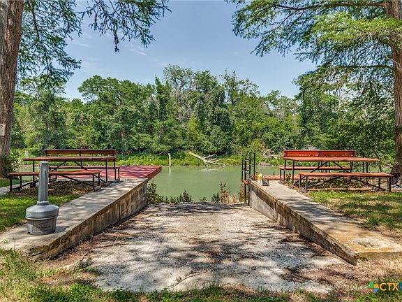 3rd image of 309 Meadow Lake Dr