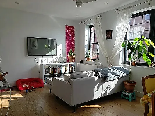 Rented by Brownstone Real Estate | media 3
