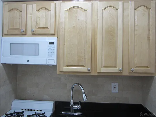 Rented by Alexander Hidalgo, Inc. | media 18