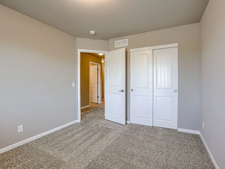 18812 Birch Ave — Photo 10