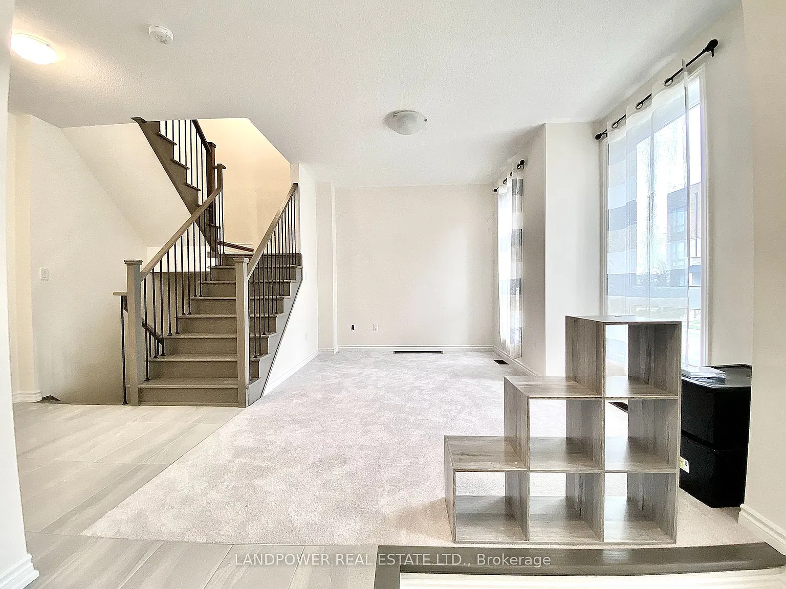 3 bed, $3,900 — Photo 4