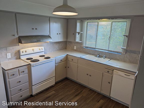 2nd image of 3021 E Alta Vista St #11553077