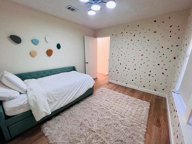1704 Foxfire Dr — Photo 19