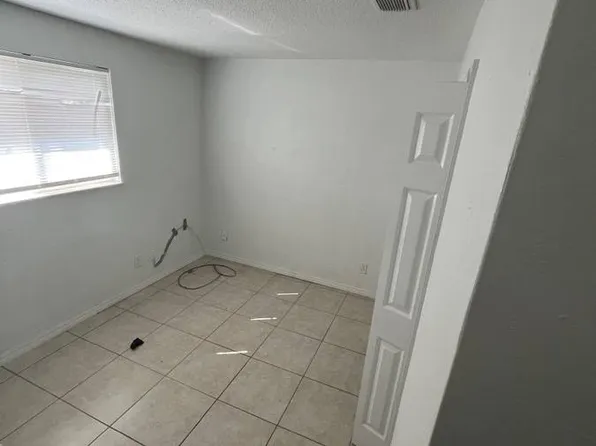 3618 S Atlantic Ave #3, Daytona Beach, FL 32118