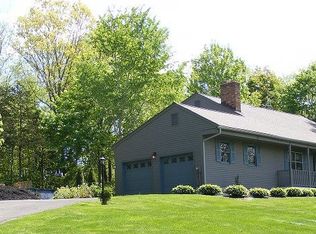 96 Royal Oak Dr, Durham, CT 06422