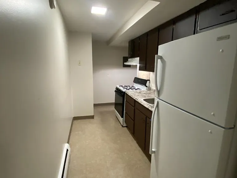 1622 Mark Ave #9 — Photo 3
