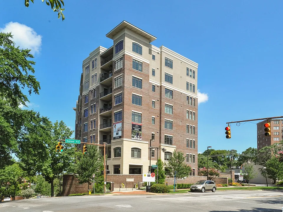 2600 Highland Ave S #502