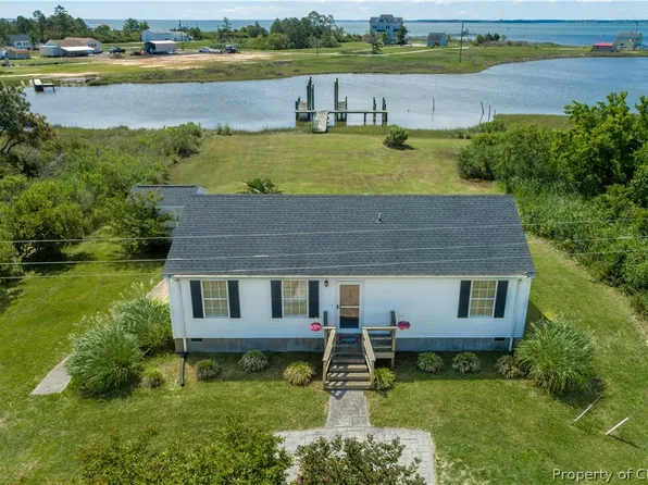 9951 Sugar Hill Ln, Hayes, VA 23072