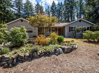 7695 Cabrini Dr SE, Pt Orchard, WA 98367
