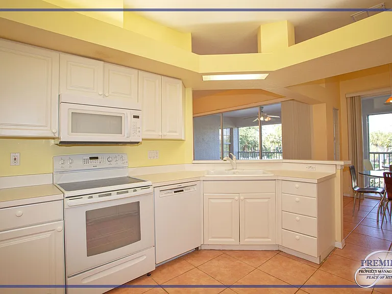 6855 Satinleaf Rd S #202 — Photo 1