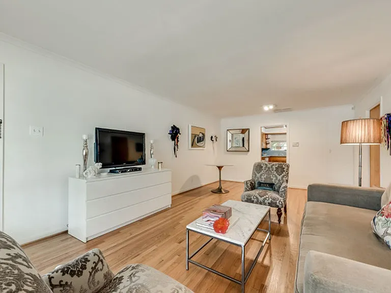 6523 E Mockingbird Ln — Photo 4