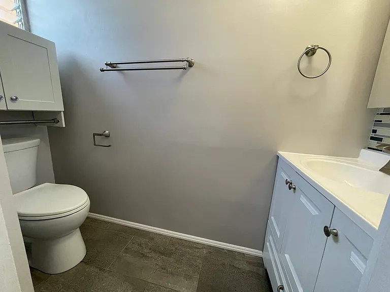 2140 10th Ave #205 — Photo 8