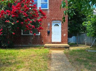 920 Stoll St, Baltimore, MD 21225