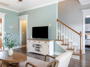 584 Laurel Ln, Murfreesboro, TN 37127