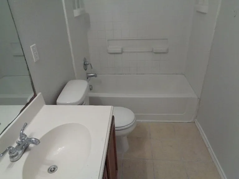 13649-13651 Biggs St — Photo 23