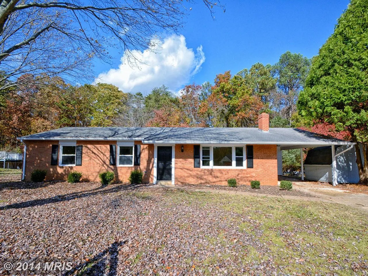 139 Winewood Dr photo 1