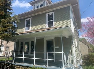 147 Trask St, Aurora, IL 60505