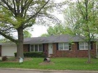 1294 S Victoria Ave, Columbia, MO 65201