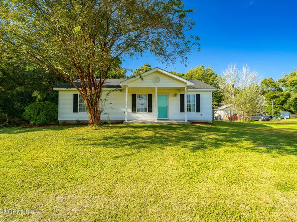 301 Bell Creek Drive, Beaufort, NC 28516