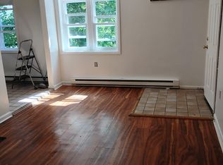 36 Roushey St #2B, Shavertown, PA 18708