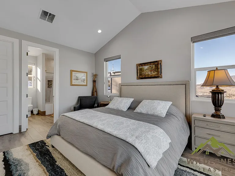 332 Lake View Dr — Photo 40